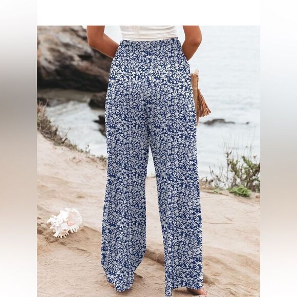 Blue and White Palazzo Pants with Floral Print - Picture 4 of 6